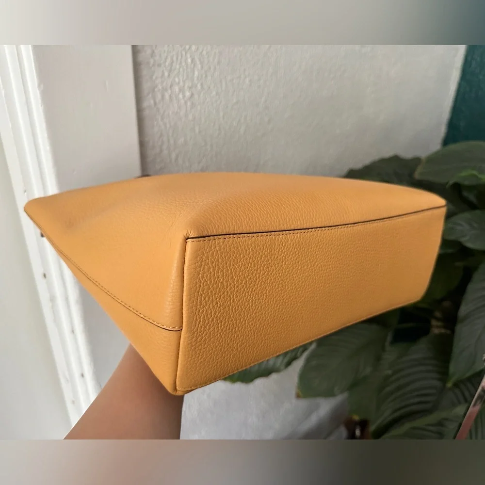 Coach Yellow Tote Bag - Picture 14 of 15